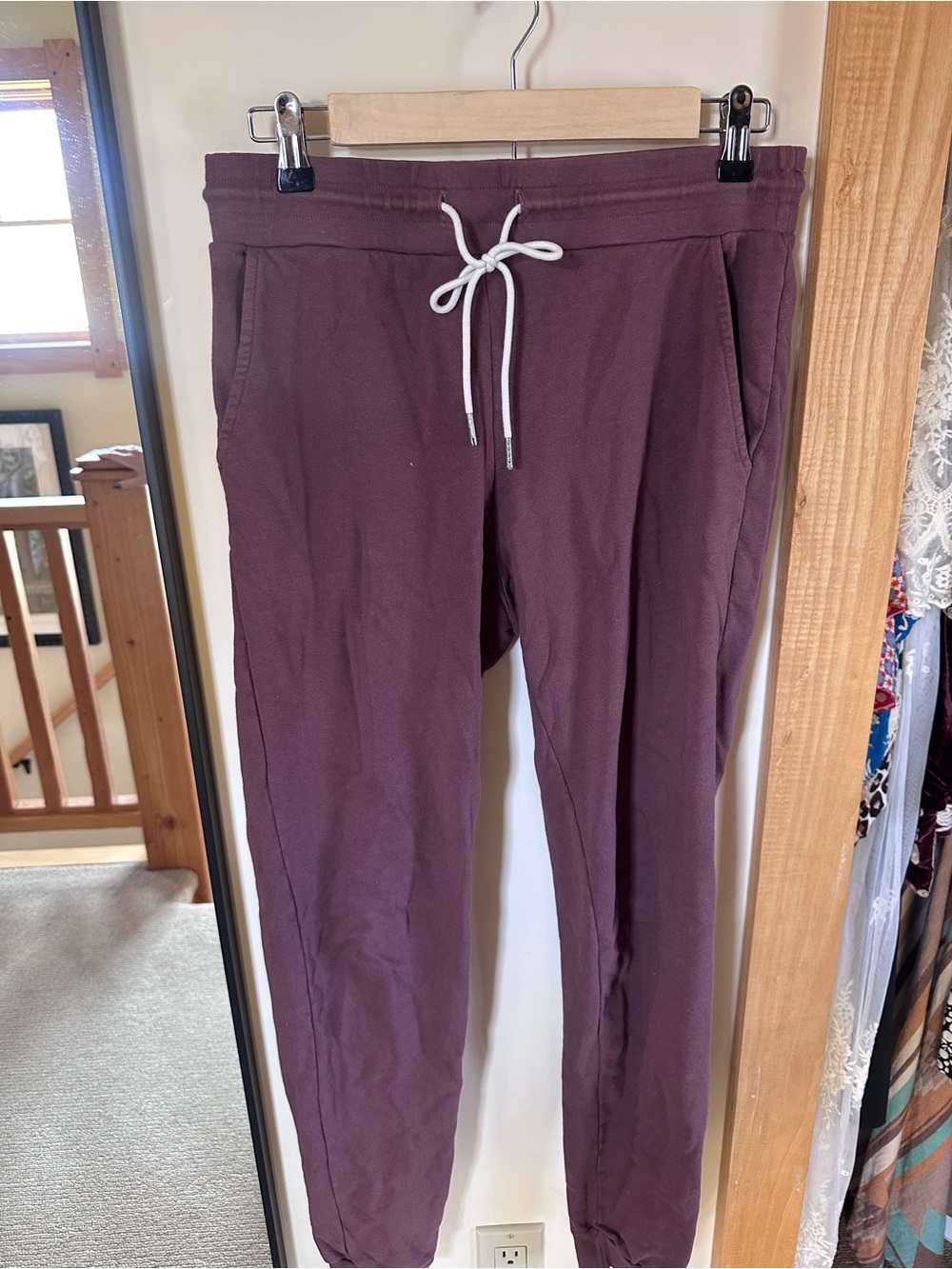 Plum jogger mate the label size small EUC